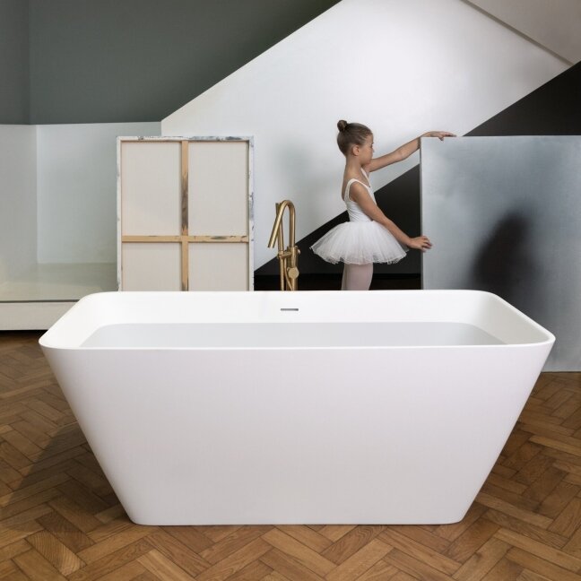 Akmens masės vonia QUADRO 1600 x 750mm Glossy White